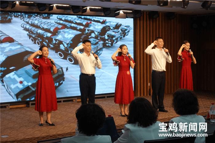当国际奢侈品遇上温变纱线